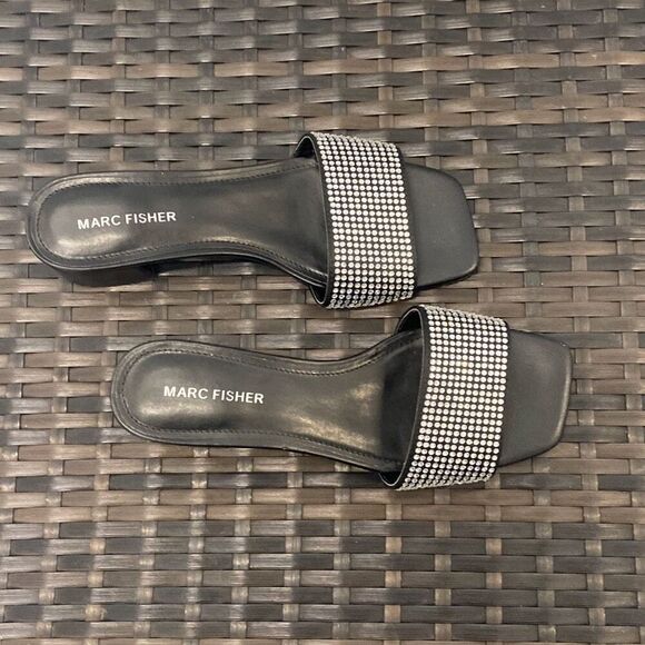 Marc Fisher sandals, women’s size 7 - Picture 3 of 6